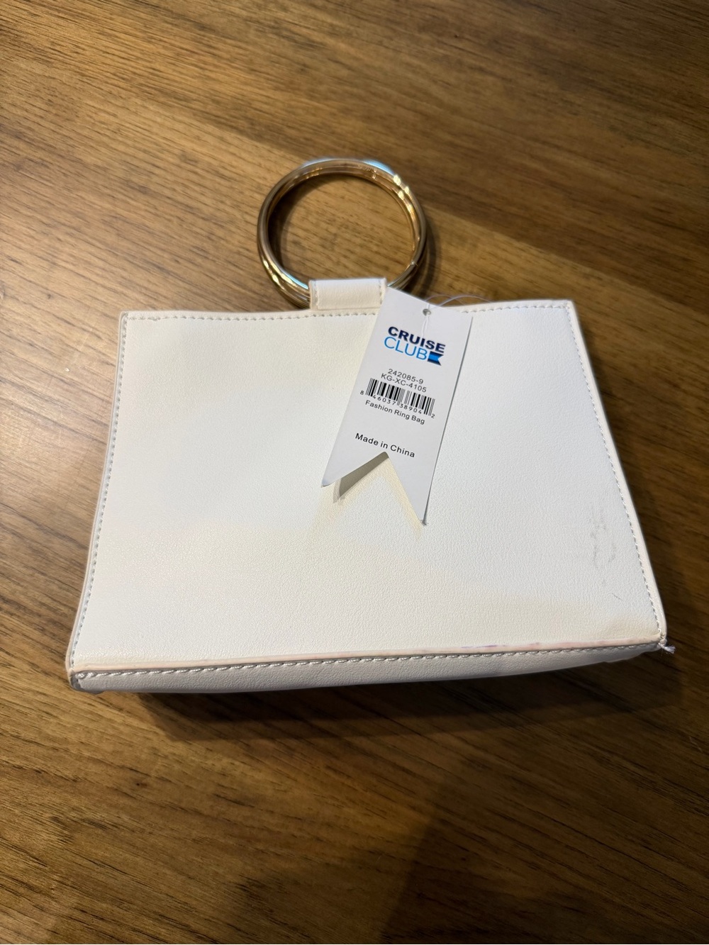 Cruise Club White Ring-Handle Wristlet Clutch